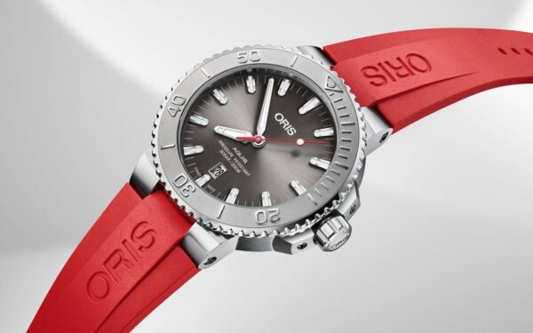 Reloj Oris Aquis Date Relief
