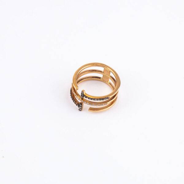 Sortija de tres vueltas de oro rosa con brillantes y brillantes brown