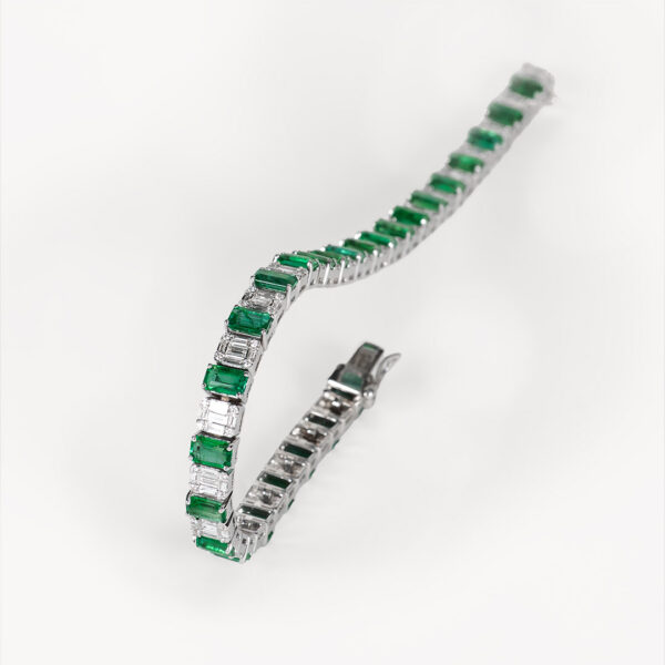 Pulsera de oro blanco con brillantes y esmeraldas_Joyeria Suiza