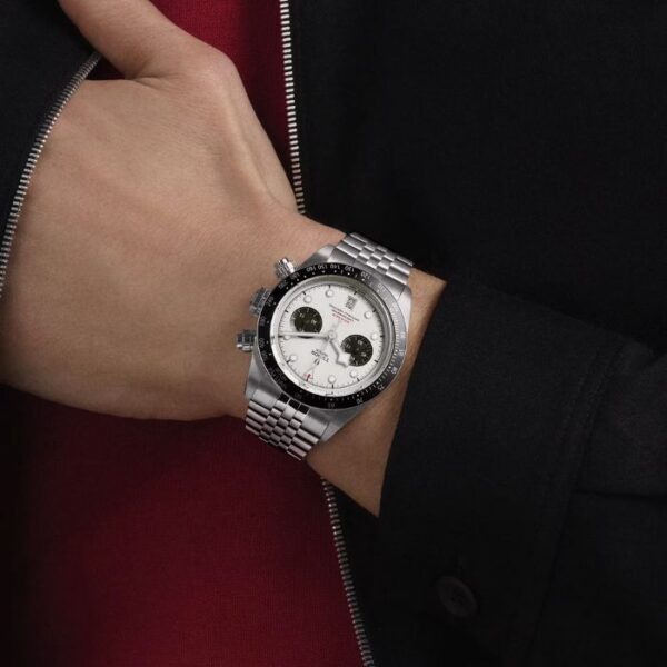 tudor-black-bay-chrono-jubilee-m79360n-0014