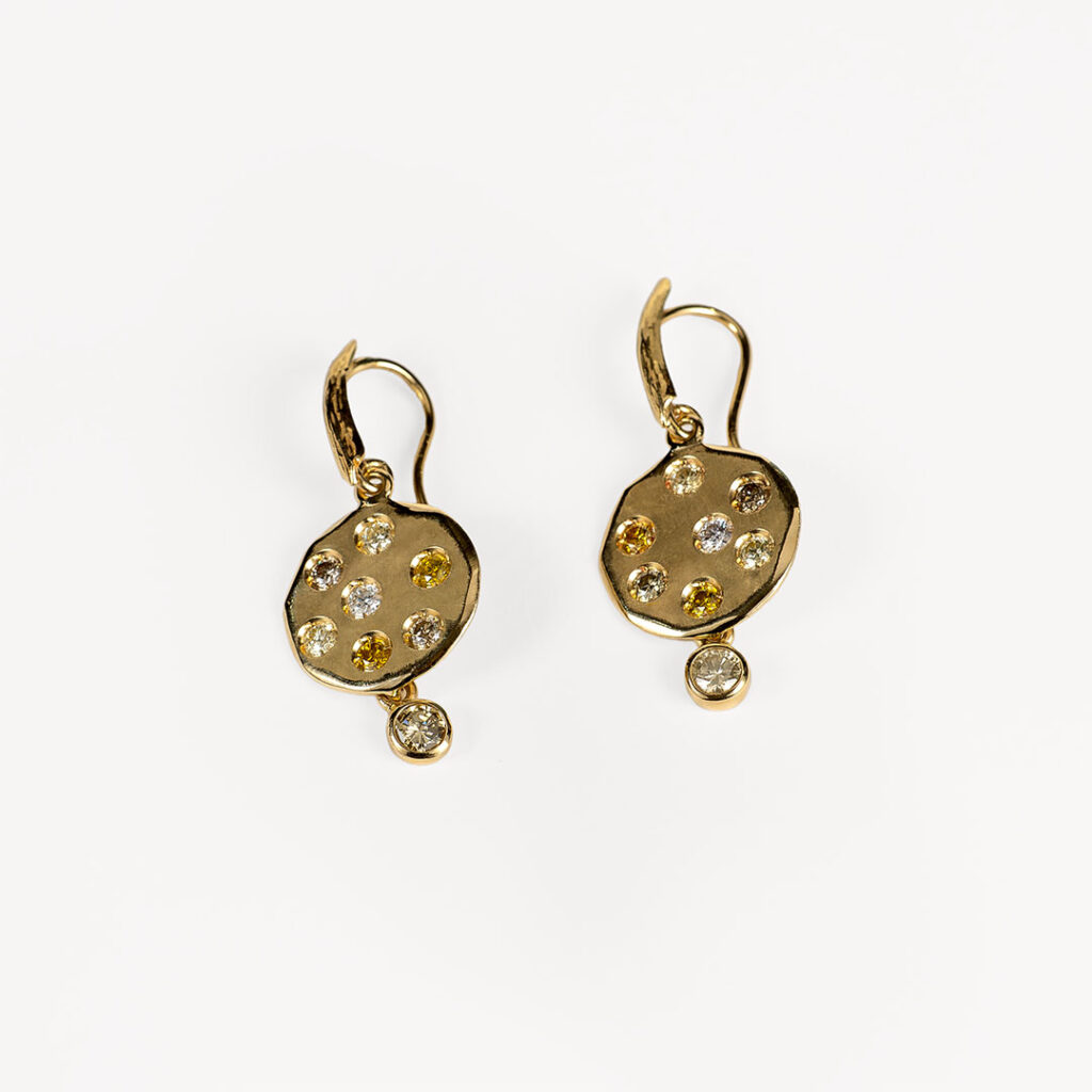 Pendientes de oro con brillantes fancy